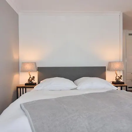Metropol, Whg 2, Landseite